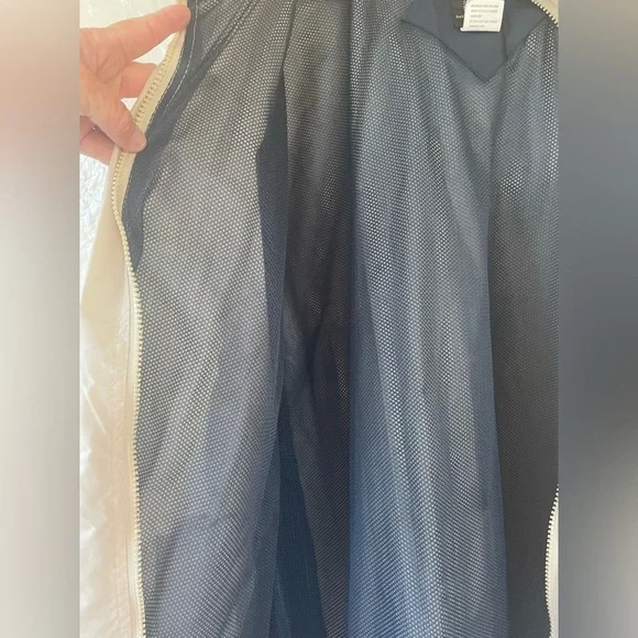 Bethany Beach Delaware men’s tan/navy full zip windbreaker with hood; XL - Picture 9 of 11